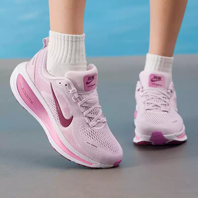 Nike Women's Shoes Original Li - огляд і ціна Lightweight Road Running Shoes